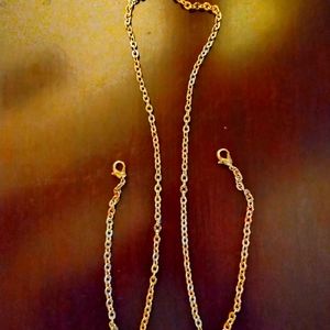 Louis Vuitton Felicie Pochette purse chain